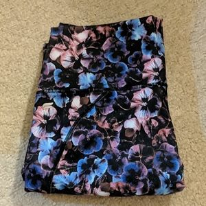 Fabletics floral leggings
